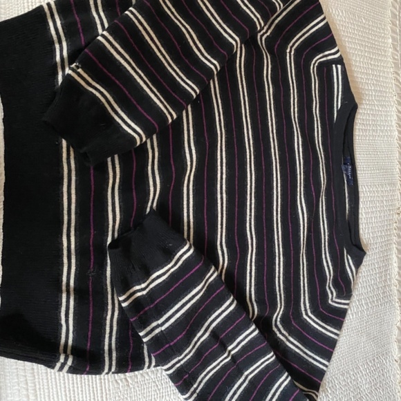 Burberry sweater - Picture 3 of 3